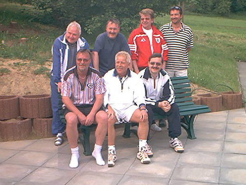 Auch zu den anderen Teams gelangen sie Click f�r Click. ...